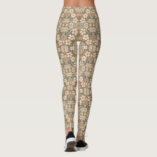 Zeitgenössische Volksblüten in sanften, erdigen Tö Leggings