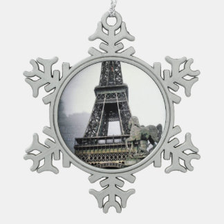 Zeitgenössischer Eiffelturm Schneeflocken Zinn-Ornament