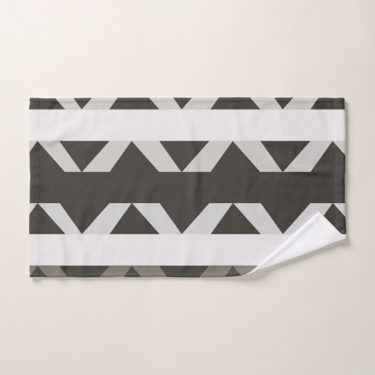Zeitgenössisches graues Triangle-Muster Badhandtuch Set (Handtuch)