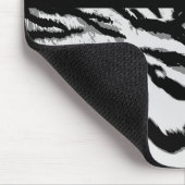 Zeitgenössisches Zebra Stripe Black and White Mous Mousepad (Ecke)