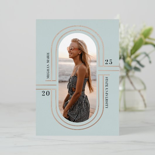 Zeitkapsel | Ankündigung des Abschlusses "Moderne (Stehend vorne)