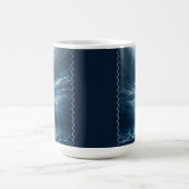Zeitlos - Ästhetischer Tiefsee-Zitat Kaffeetasse (Mittel)