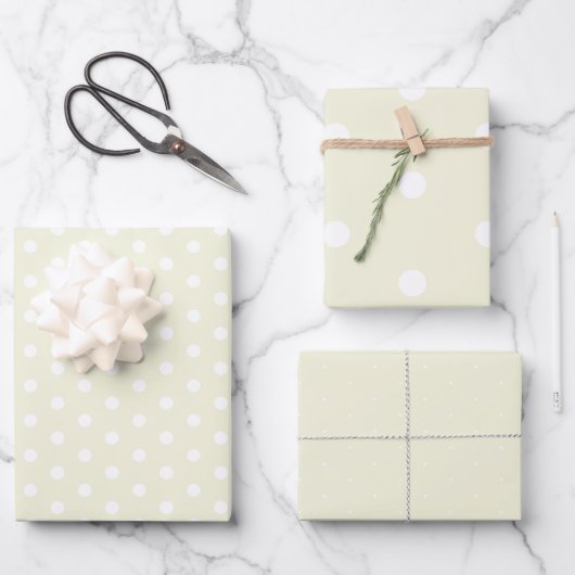 Zeitlose Beige White Polka Dot Geschenkpapier Set (Vorderseite)