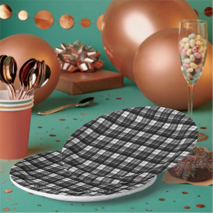 Zeitlose Eleganz: Klassischer Schwarz-Weiß-Tartan, Pappteller