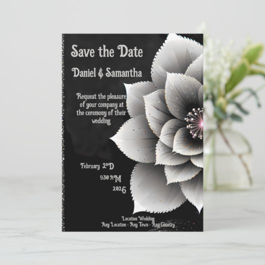 Zeitlose Eleganz: Schwarz & Silber Blossom Hochzei Einladung (Stehend Vorderseite)