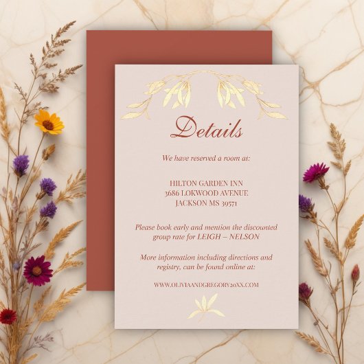 Zeitlose florale rustikale Hochzeitdetails Begleitkarte