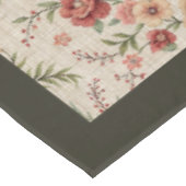 Zeitlose Hütte Stil verblasst florale Eleganz Tischdecke (Schrägansicht)