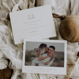 Zeitlose Reben Beige Wappen Monogram Foto Save The Date