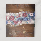 Zeitlose rustikale Blue Burgundy Blumenzange Hochz Platzkarte (Außenseite Aufgefaltet)