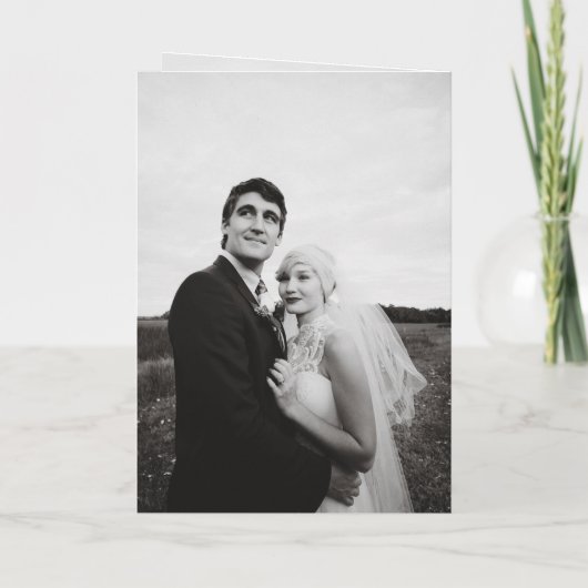 Zeitlose Schwarz-Weiß-Monogramm Moderne Hochzeit Einladung (Rückseite)