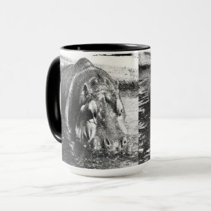 **"Zeitlose Stärke: Grauschwarz und Weiß Hippo Tasse