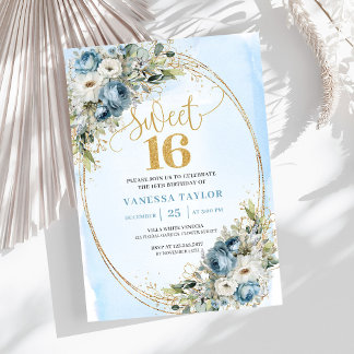 Zeitloses Blau und Weißes Blumen Sweet Sixteen   Einladung