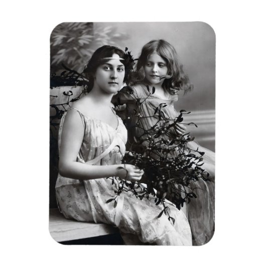 Zeitloses Portrait von Mutter und Tochter Magnet (Vertikal)