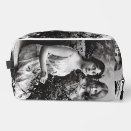 Zeitloses Portrait von Mutter und Tochter Waschbeutel