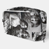 Zeitloses Portrait von Mutter und Tochter Waschbeutel (Rechte Ecke)