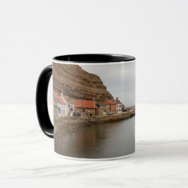 Zeitloses Staithes: Wo der Beck auf das Meer triff Tasse