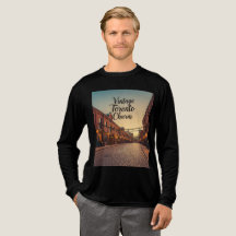 Zeitloses Toronto Distillery T-Shirt