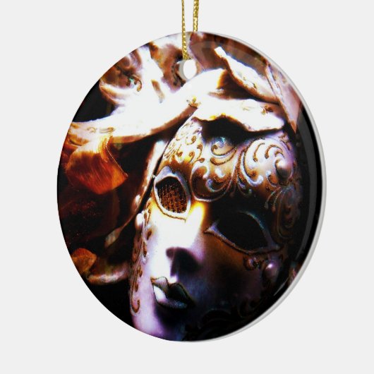 Zeitmaskade Keramikornament (Links)