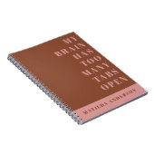 Zeitschrift mit minimaler grün-rosa Schrift Notizblock (Rechte Seite)