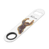 Zeitung mit Thunder_Cove Speed Flaschenöffner (Vorderseite Schrägansicht)