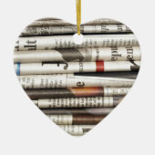 Zeitungen Keramikornament (Vorne)