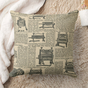 Zeitungsdesign im Vintage-Stil Kissen