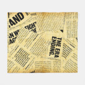 Zeitungstext mit altem Papier Fleecedecke (Vorderseite (Horizontal))
