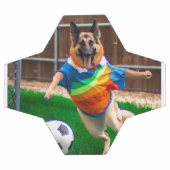 Zelda spielt Fußball (Flach)