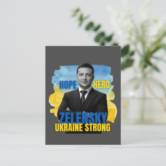 Zelensky Hope Hero Ukraine Strong  Postkarte (Stehend Vorderseite)