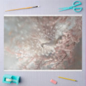 Zelesischer weißer Pfau mit blutrosa Decoupage Seidenpapier (Basteln)