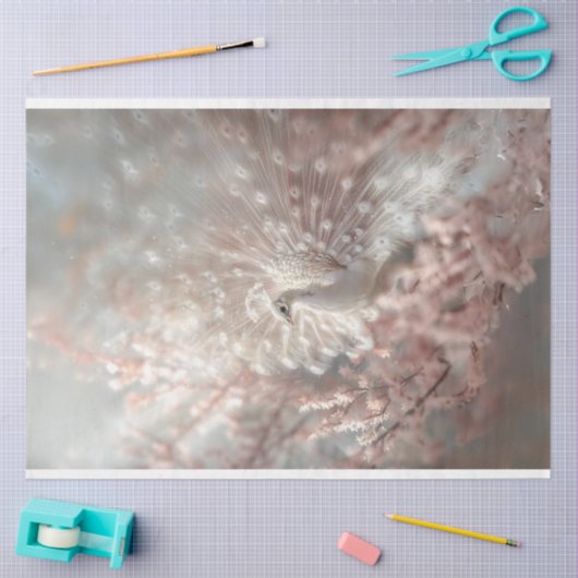 Zelesischer weißer Pfau mit blutrosa Decoupage Seidenpapier (Basteln)