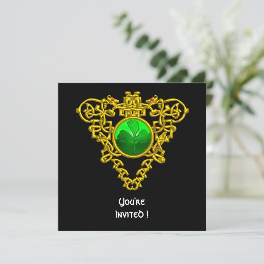 ZELLISCHES HERZ MIT KLEEBLATT ST PATRICK'S DAY PAR EINLADUNG (Stehend Vorderseite)