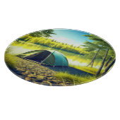 Zelt in einem schönen Wald am See Schneidebrett (Ecke)