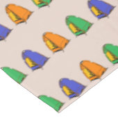 Zelte in Multicolorzelten Tischdecke (Schrägansicht)