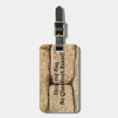 Zement-Blöcke mit lustiger Nachricht Gepäckanhänger (Vorderseite vertikal)