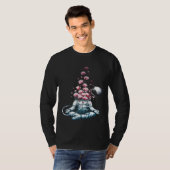 Zen Astronaut Meditating In Space Yoga Namaste Ros T-Shirt (Vorne ganz)