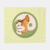 Zen Capybara Yin Yang Fleecedecke (Vorderseite (Horizontal))