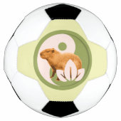 Zen Capybara Yin Yang Fußball (Vorderseite)