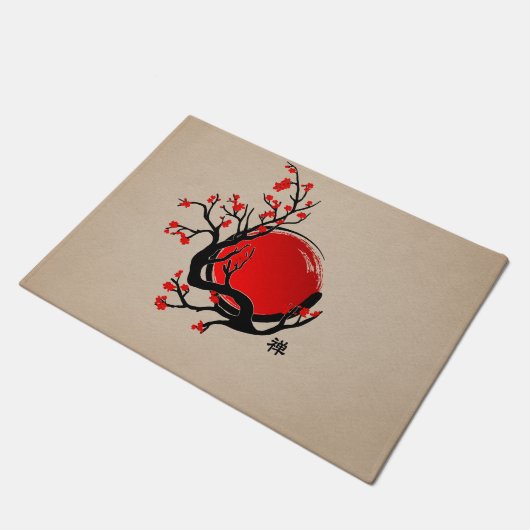 Zen Enso Circle, Sun and Red Sakura Blossom Fußmatte (Schrägansicht)