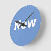 Zen, mindfulness, simple, blue & white runde wanduhr (Winkel)