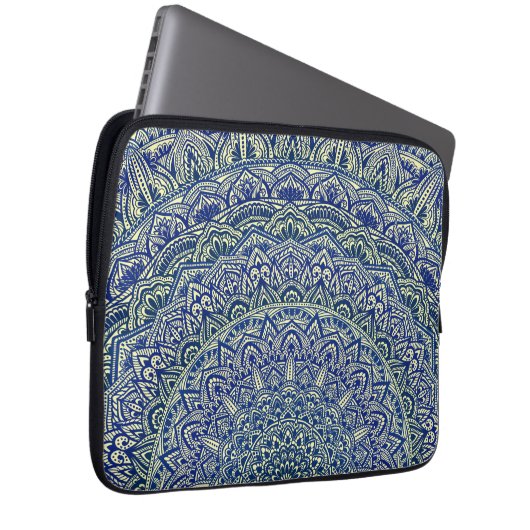Zen Navy und Gelb Mandala Laptopschutzhülle (Vorne Rechts)