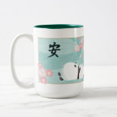 Zen-Panda-Tasse (Pflaumen-Blüten) Zweifarbige Tasse (Links)