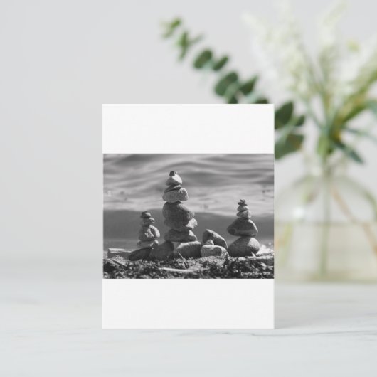Zen Rocks Postkarte (Stehend Vorderseite)