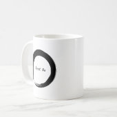 Zen-Symbol mit "Just Be" Kaffeetasse (Vorderseite Links)