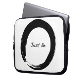 Zen-Symbol mit "Just Be" Laptopschutzhülle (Vorderseite Links)
