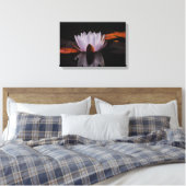 Zen White Lotus Blume Leinwanddruck (Insitu (Schlafzimmer))
