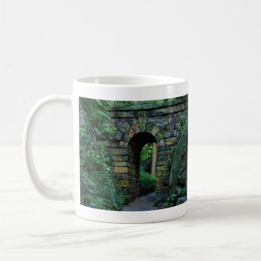 Zentralpark: Ramble Stone Arch Kaffeetasse (Links)