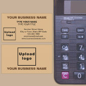 zentrierte, hellbraune Visitenkarte