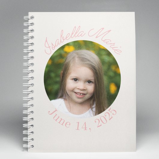 zentrierter Kreis und Skript Notizblock