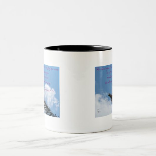 Zephaniah 3:17 Gelb-Schmetterling Zweifarbige Tasse (Mittel)